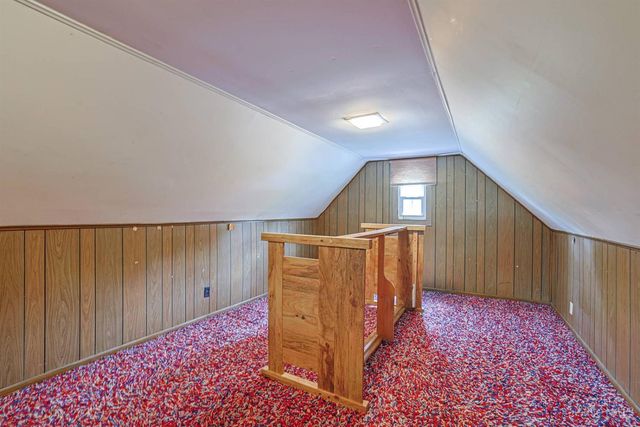 42 Fleming Road, Wyoming, OH 45215