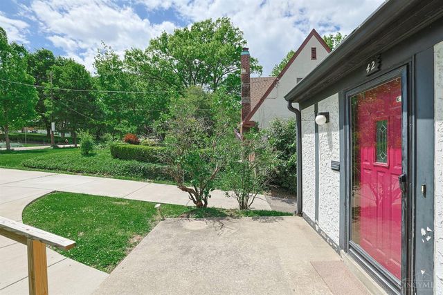 42 Fleming Road, Wyoming, OH 45215
