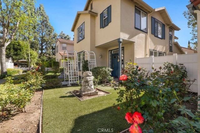 13050 Arborwalk Ln, Tustin, CA 92782