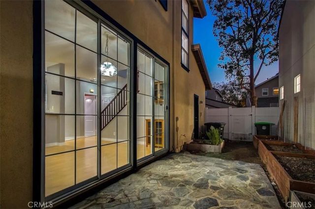 13050 Arborwalk Ln, Tustin, CA 92782