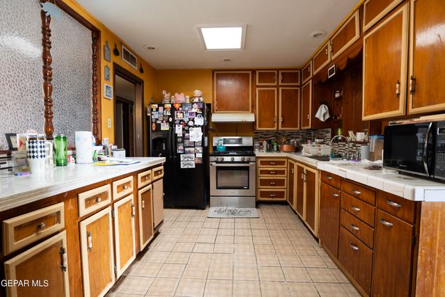 8144 BURNHAM Road, El Paso, TX 79907