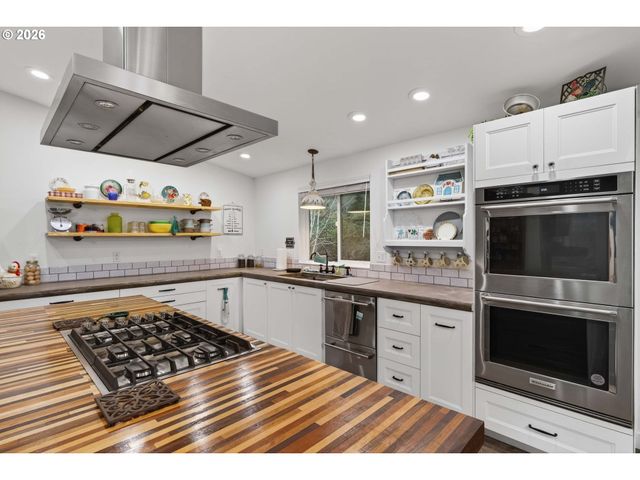 11616 LEWIS RIVER Rd, Ariel, WA 98603