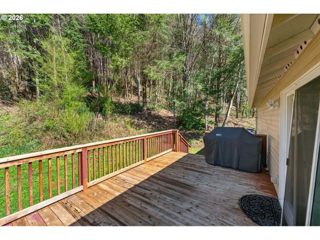 11616 LEWIS RIVER Rd, Ariel, WA 98603
