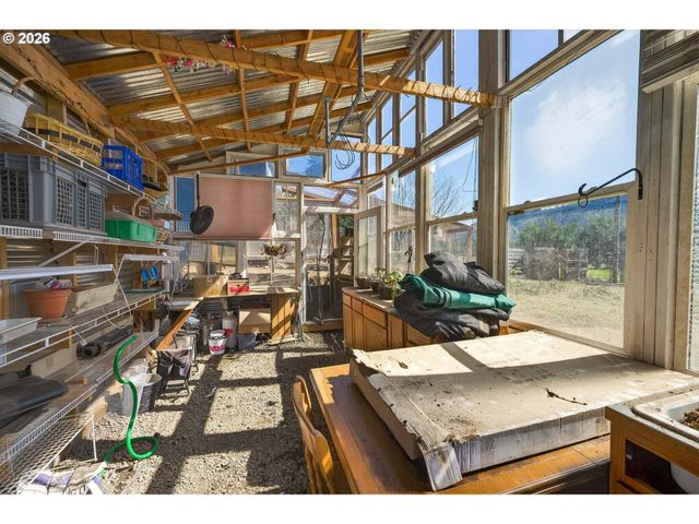 11616 LEWIS RIVER Rd, Ariel, WA 98603