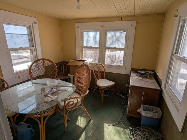 2940 5th Avenue, Rock Island, IL 61201