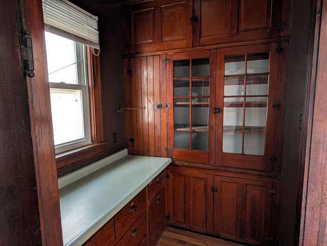 2940 5th Avenue, Rock Island, IL 61201