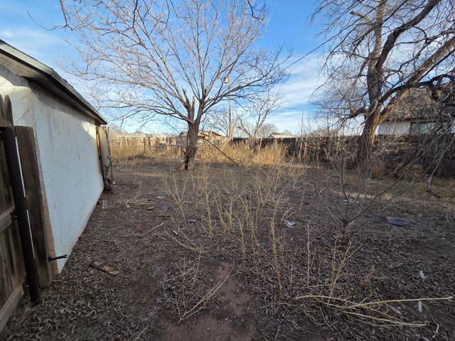 800 S 10th Street, Slaton, TX 79364