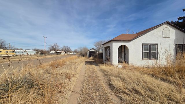 800 S 10th Street, Slaton, TX 79364