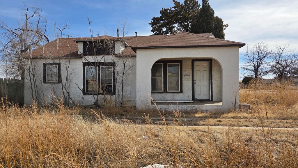 800 S 10th Street, Slaton, TX 79364