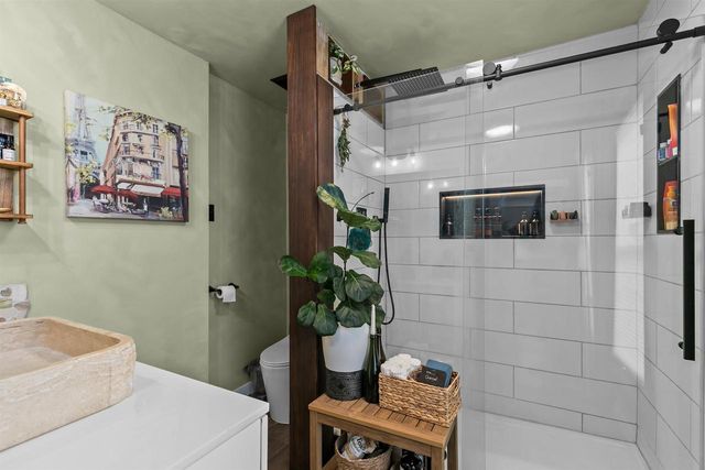 119 SCOTT AVENUE, Oshkosh, WI 54901