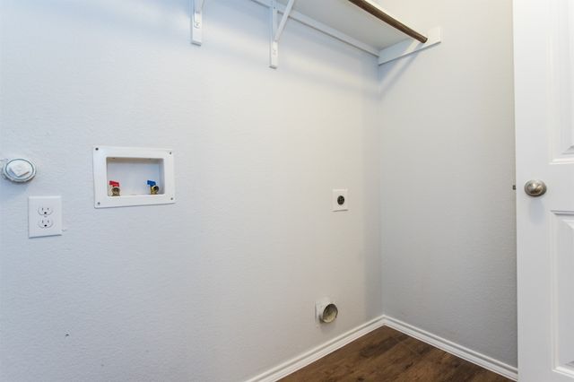 2103 Meadow Park Drive, Princeton, TX 75407