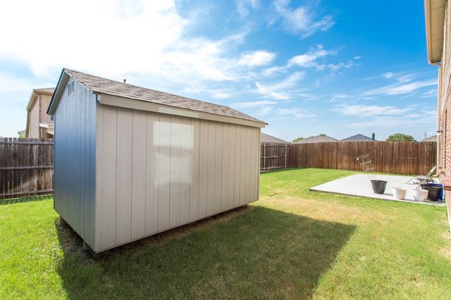 2103 Meadow Park Drive, Princeton, TX 75407