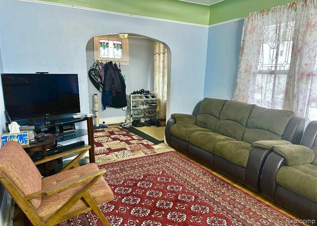 3929 Caniff Street, Hamtramck, MI 48212