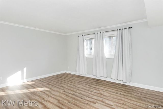 2377 Walton Boulevard 11, Rochester Hills, MI 48309