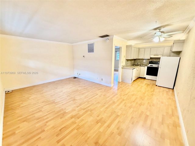 510 NE 17th Ave 207, Fort Lauderdale, FL 33301