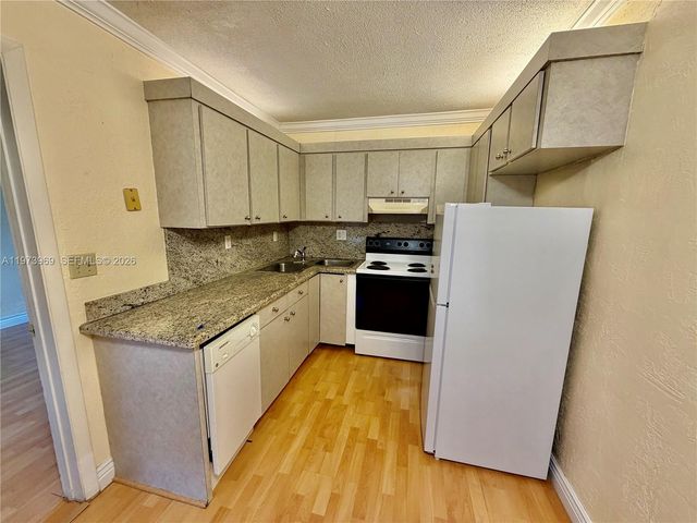 510 NE 17th Ave 207, Fort Lauderdale, FL 33301