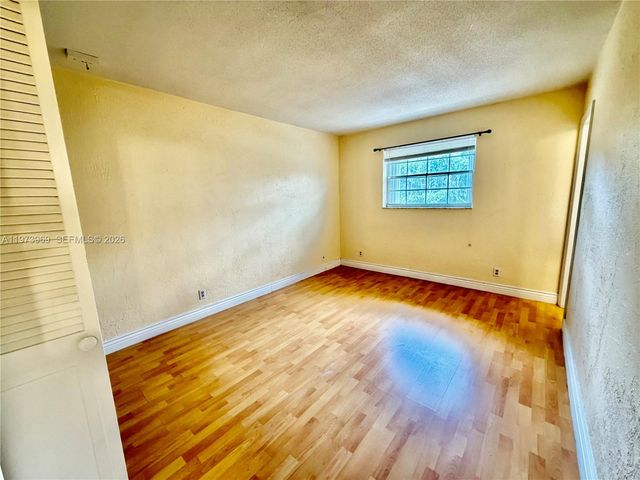 510 NE 17th Ave 207, Fort Lauderdale, FL 33301