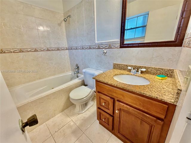 510 NE 17th Ave 207, Fort Lauderdale, FL 33301