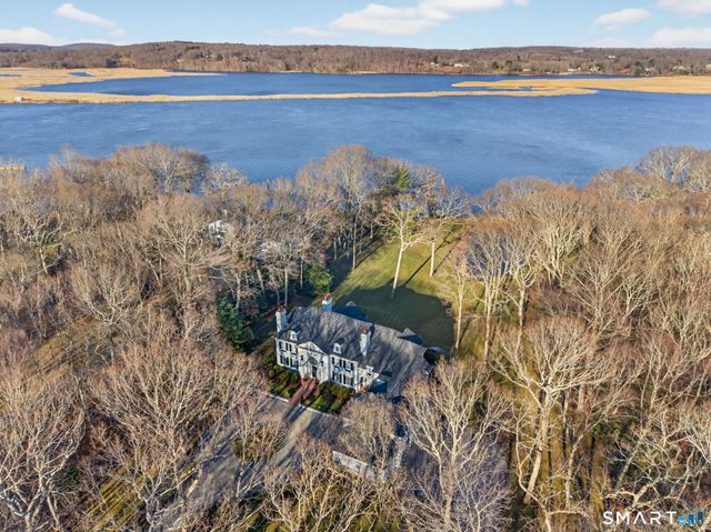 11 River Edge Road, Old Saybrook, CT 06475