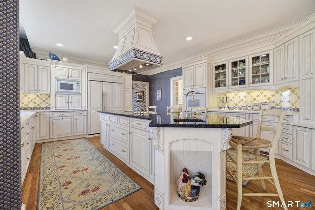 11 River Edge Road, Old Saybrook, CT 06475