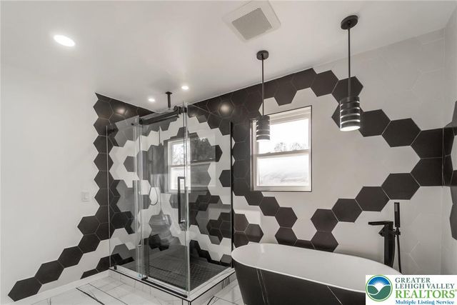 2641 Yellowstone Drive, Chestnuthill Twp, PA 18610