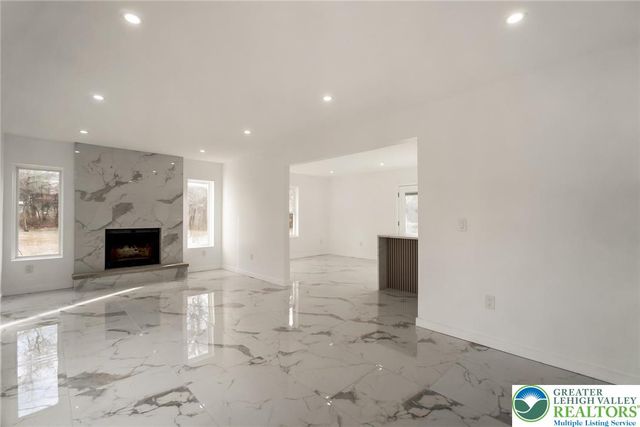 2641 Yellowstone Drive, Chestnuthill Twp, PA 18610