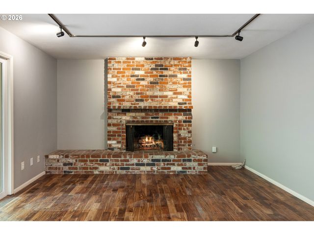 35 DA VINCI St, Lake Oswego, OR 97035