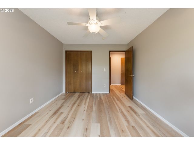 35 DA VINCI St, Lake Oswego, OR 97035