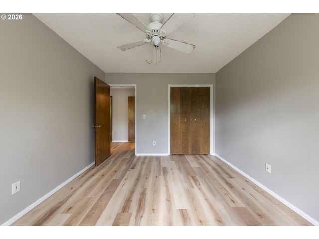 35 DA VINCI St, Lake Oswego, OR 97035