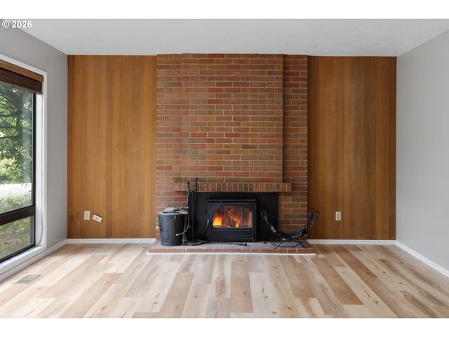 35 DA VINCI St, Lake Oswego, OR 97035