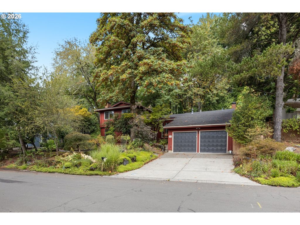 35 DA VINCI St, Lake Oswego, OR 97035