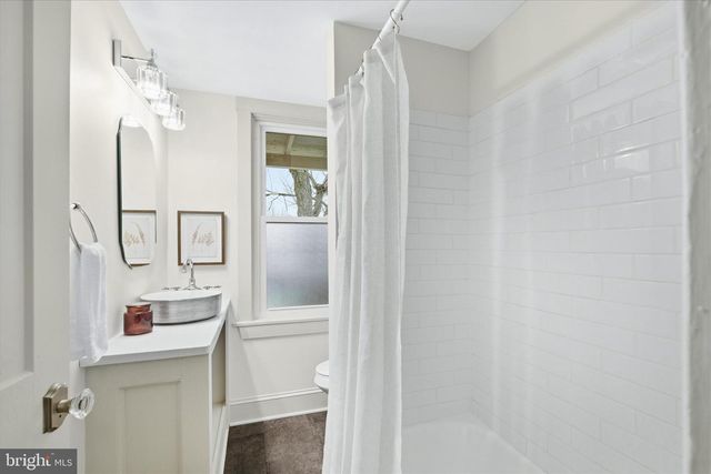 929 EDGEWOOD AVE, Lancaster, PA 17603