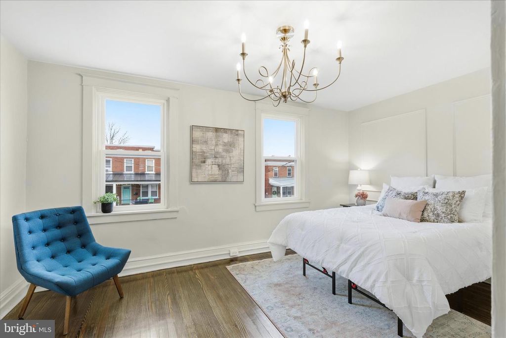 Image 17 of property listing at 929 EDGEWOOD AVE, Lancaster, PA 17603