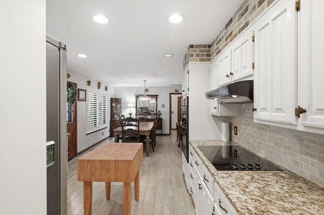 16003 S Lewis Avenue, Bixby, OK 74008