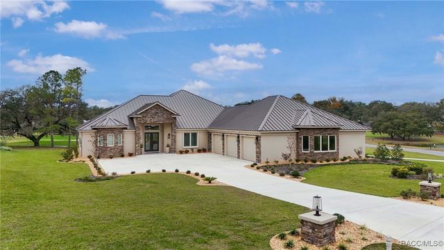 2852 N Crosswater Path, Lecanto, FL 34461