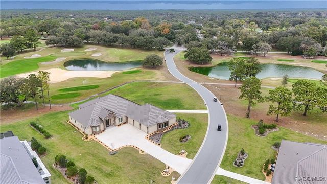 2852 N Crosswater Path, Lecanto, FL 34461