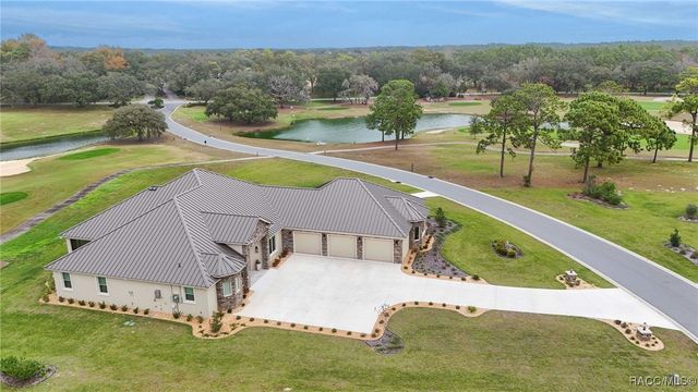 2852 N Crosswater Path, Lecanto, FL 34461