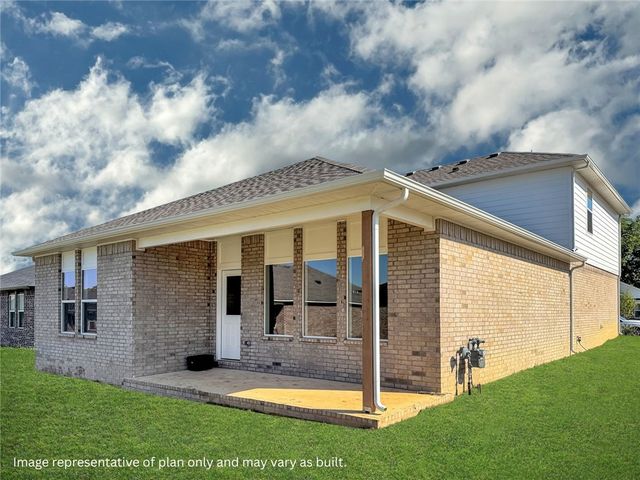 4622 W Aurora Street, Fayetteville, AR 72704