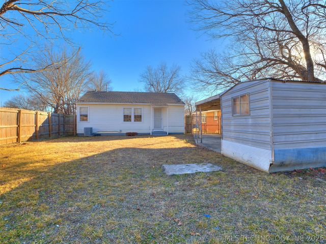 1127 E 26th Place N, Tulsa, OK 74106