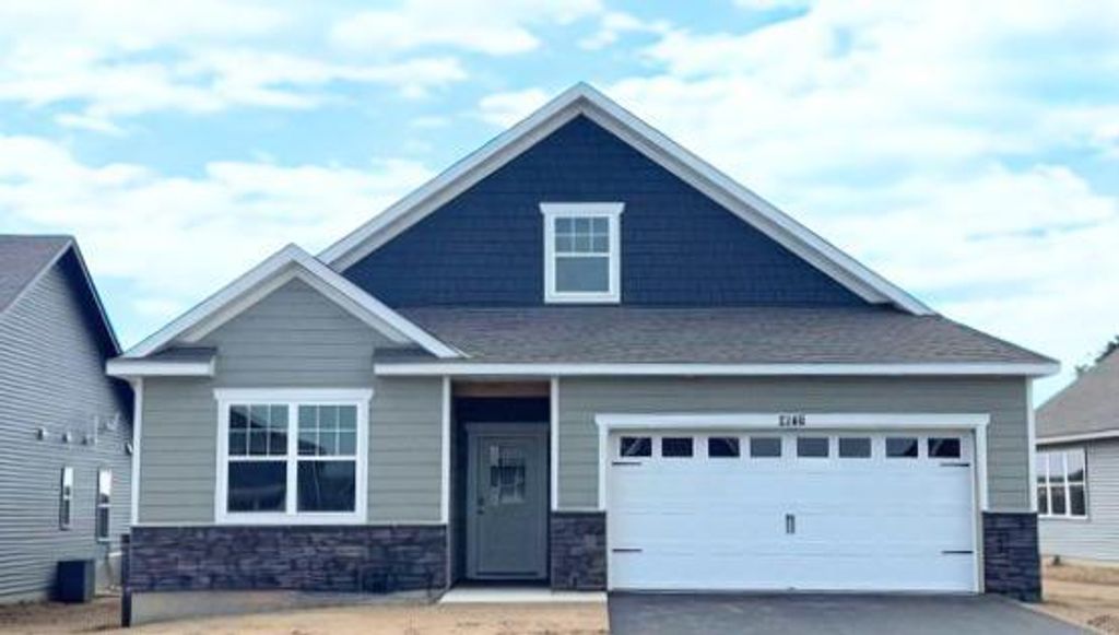 2148 Bluff Heights Drive, Shakopee, MN 55379 — exterior