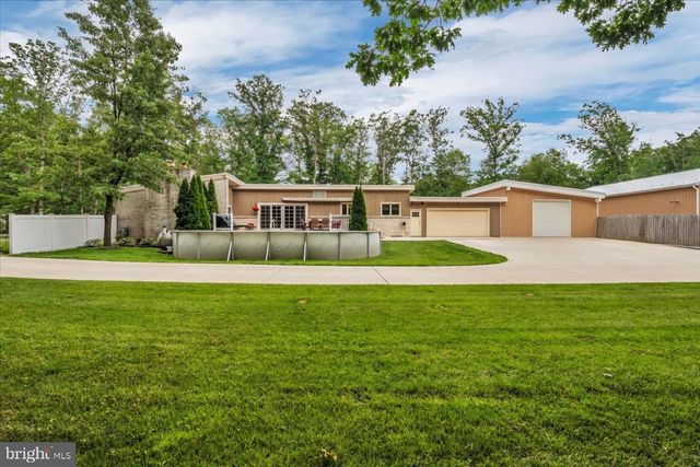 64 BLUE ANCHOR RD, Sicklerville, NJ 08081