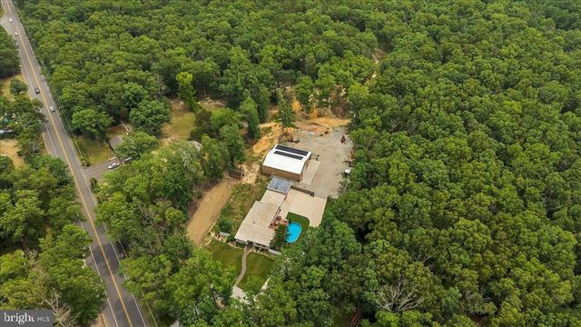 64 BLUE ANCHOR RD, Sicklerville, NJ 08081