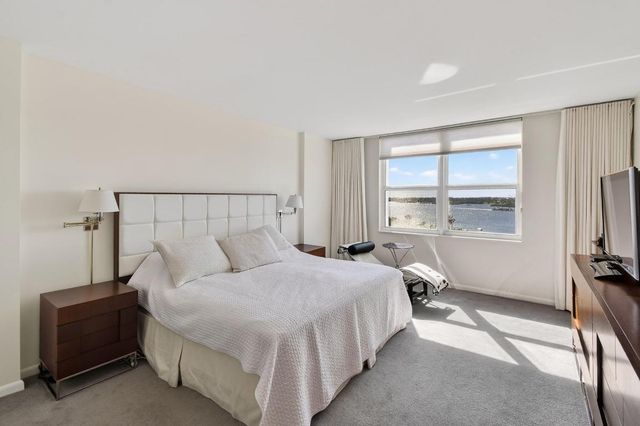 2295 S Ocean Boulevard 816, Palm Beach, FL 33480