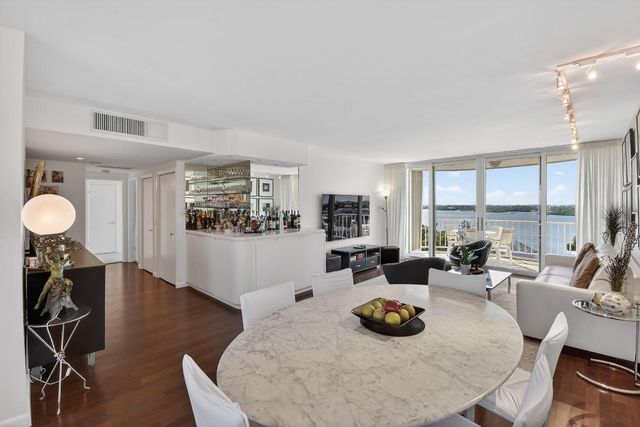 2295 S Ocean Boulevard 816, Palm Beach, FL 33480