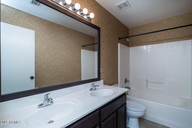 25386 W DARREL Drive, Buckeye, AZ 85326