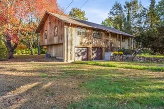 32 Thistle Road, Norwalk, CT 06851