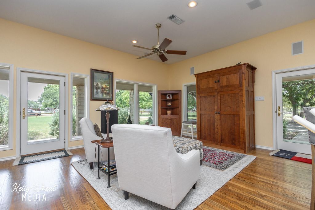 Image 23 of property listing at 1517 Darlene Street, San Angelo, TX 76904