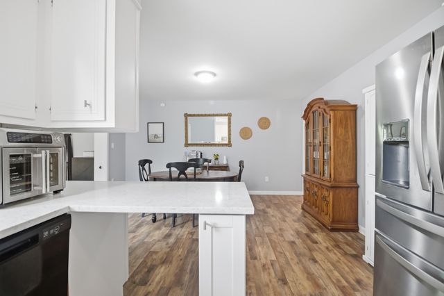 123 Foxborough Road, Goose Creek, SC 29445