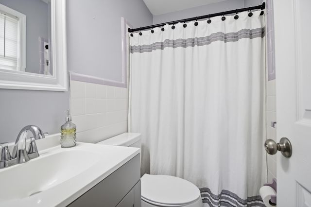 123 Foxborough Road, Goose Creek, SC 29445