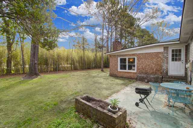 123 Foxborough Road, Goose Creek, SC 29445